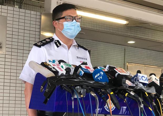 受到美國政府制裁的鄧炳強稱拘捕及檢控是基於證據。(文海欣 攝)