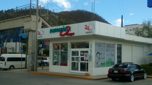 Farmacias Omega, Carretera Cristobal Colón 201A, Santa Rosa, Oaxaca, Oax., México, Farmacia | OAX