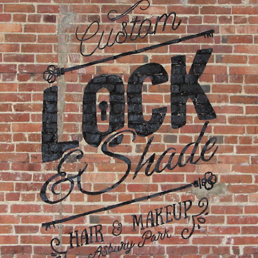 Lock & Shade logo