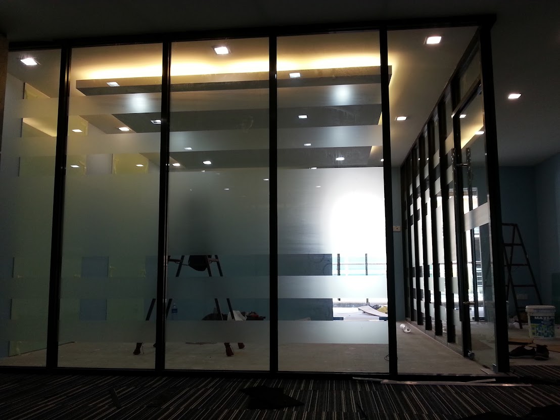 install frosted film to glass partition