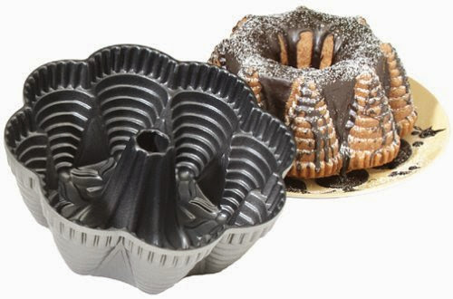  Nordic Ware Cast Aluminum Festival Party Bundt Pan