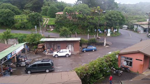 Cabinas Eddy B&B