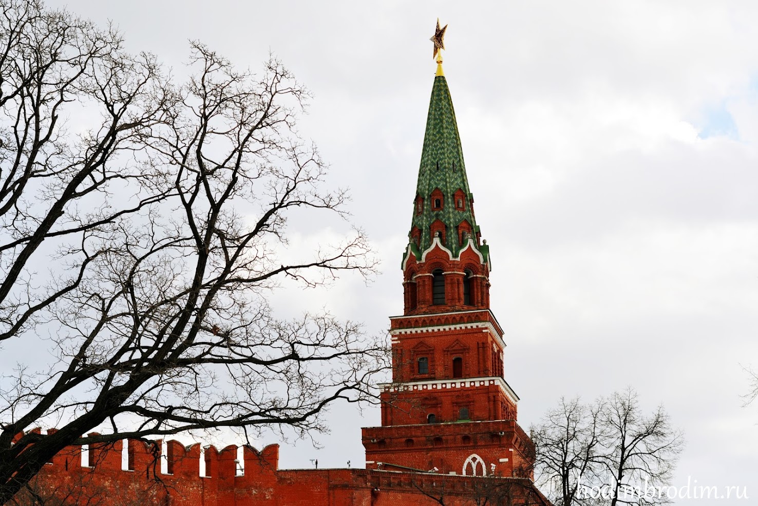 Боровицкая башня московского кремля