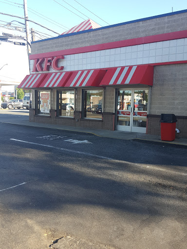 Fast Food Restaurant «KFC», reviews and photos, 2471 Hylan Blvd, Staten Island, NY 10306, USA