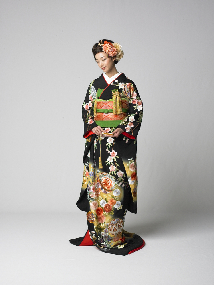 MUNDO Vestimenta tradicional. El Kimono