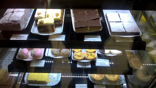 Sylvia & Frans Upper Crust