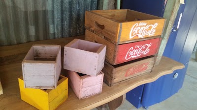 Photos of Eau-La-La Art & Trends Cafe