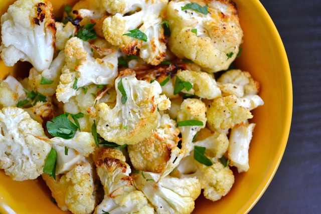 garlic parmesan roasted cauliflower