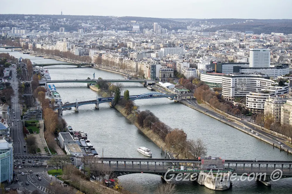 Seine nehri manzarası, Paris