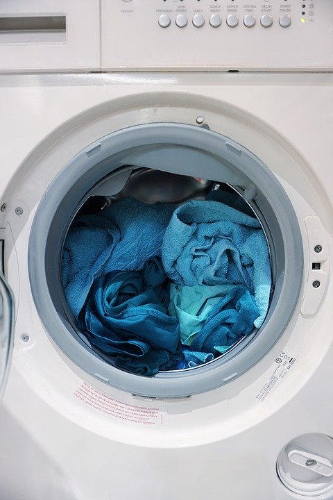 Waschmaschine reinigen (7 wichtige Tipps)
