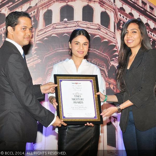 Asmita Marva presents Best restro bar award to the team of Tease at The Times Food & Nightlife Guide, Hyderabad and Secunderabad, 2014 held at HICC,Madhapur in Hyderabad.