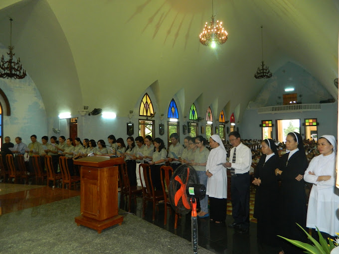 Lễ khai giảng niên khóa giáo lý 2013 - 2014 tại giáo xứ Tuy Hòa