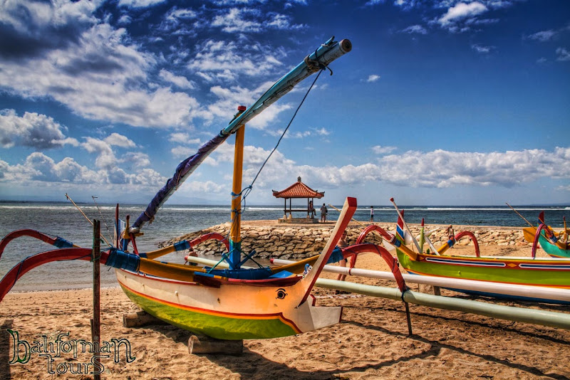 Bali - Sanur beach catamaran