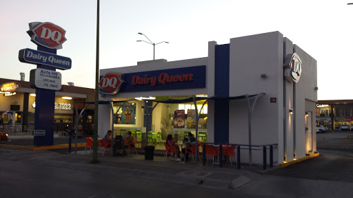 Dairy Queen, Blvrd Alvaro del Portillo, Valle Alto, 80050 Culiacán Rosales, Sin., México, Restaurante de postres | SIN
