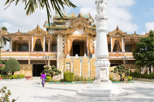 Maha Myat Muni Pagoda