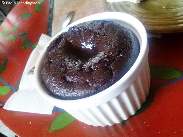 Vegan chocolate cake: Eggless and without cow's milk and butter! This Muscovado-sweetened volcanic and fudgy chocolate is a guilt-free treat to your sweet cravings. AMEN.