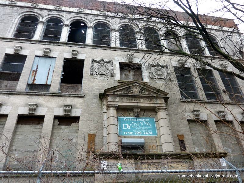 Заброшенный Нью-Йорк - церковь, школа и полицейский участок 