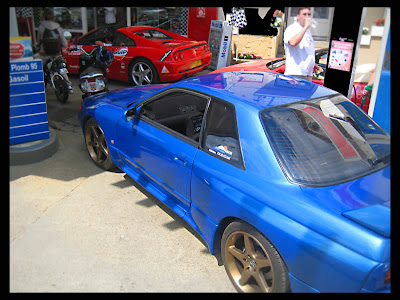 Blue Nissan Skyline R32 GTR