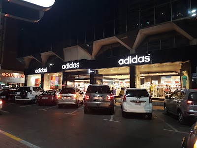 adidas outlet hamdan street sale