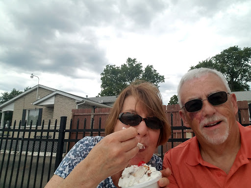Ice Cream Shop «The Tin Roof», reviews and photos, 853 S Clinton St, Stockbridge, MI 49285, USA