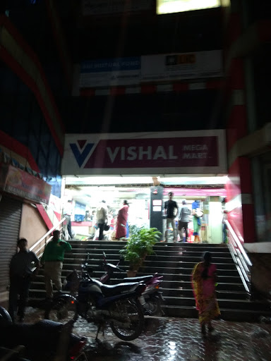 Vishal Mega Mart, Bajrakabati Road, Manglabagh,Raj Path Road, Cuttack, Odisha 753001, India, Shopping_Destination, state OD