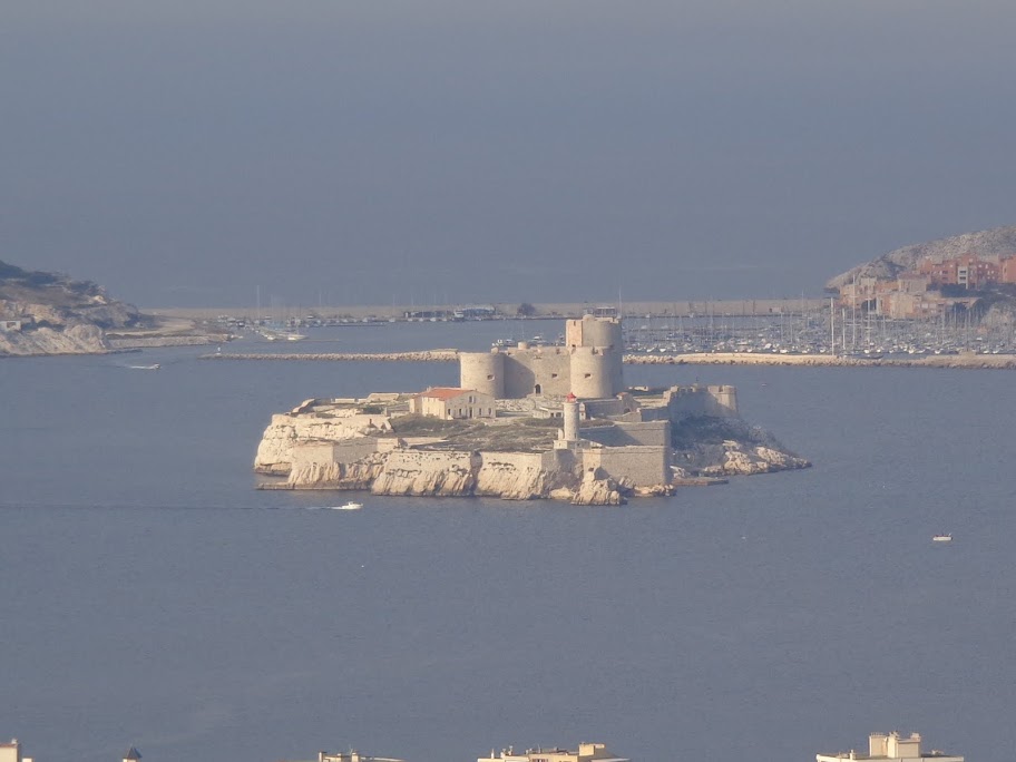 А включите-ка мне усилители качки! А подайте-ка белых пиджаков. Costa Paсifica февраль 13г