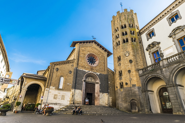 Hành hương đến Orvieto, thị trấn trên đỉnh đồi của phép lạ Thánh Thể