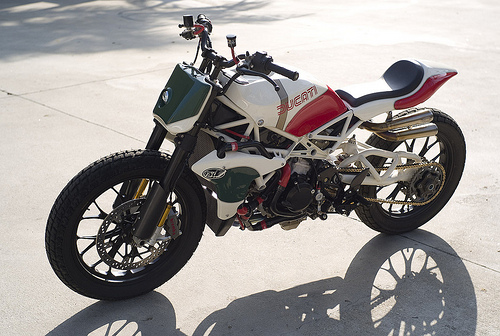 Phong cách Tracker - Lịch sử và đặc trưng của Tracker Phong cách Tracker - Lịch sử và đặc trưng của Tracker