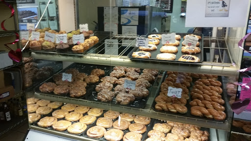 Donut Shop «Fresh Start Donuts», reviews and photos, 4001 N Lecanto Hwy, Beverly Hills, FL 34465, USA