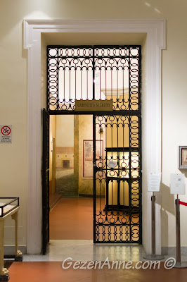 Napoli'deki Arkeoloji Müzesi içindeki Gabinetto Segreto