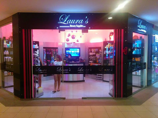 Photos of Laura's Beauty Salon and Supplies