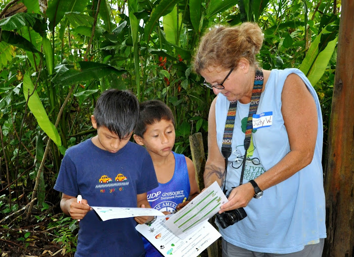 teaching kids science in the Amazon