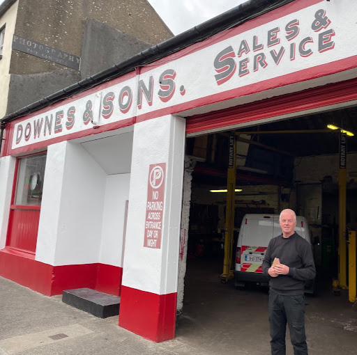 Downes and Sons Garage logo