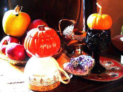 The Wizardess Has Tea Under A Halloween Moon Join In On The Blog Party Fun
