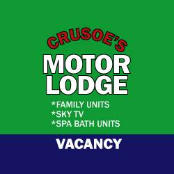 Crusoe's Motor Lodge logo