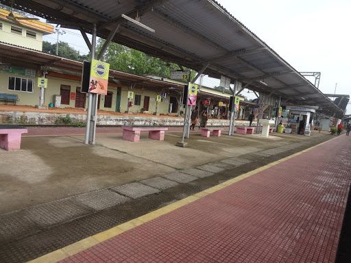 Mavelikara, Railway Station Rd, Akkanattukara Vardu, Mavelikara, Kerala 690101, India, Train_Station, state KL
