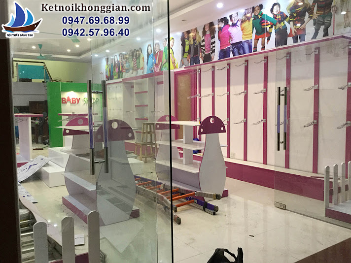 thiết kế và thi công cửa hàng thời trang trẻ em