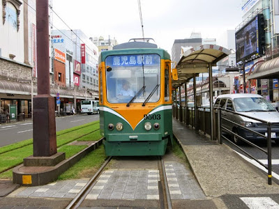 鹿児島市内を走る市電