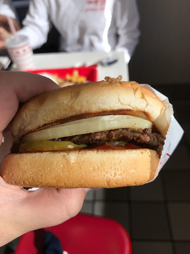 Hamburger Restaurant «In-N-Out Burger», reviews and photos, 856 W Los Angeles Ave, Moorpark, CA 93021, USA