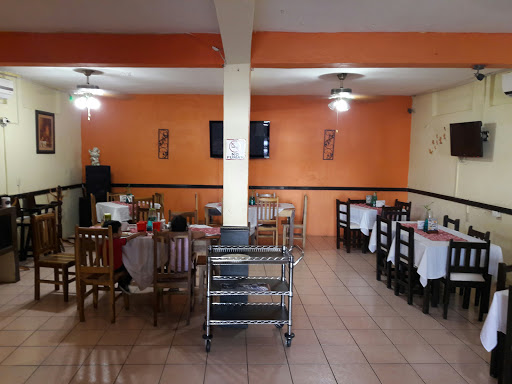 Restaurante Familiar El Botanero de Poza Rica, 16 de Septiembre 16, Francisco I. Madero, 24190 Cd del Carmen, México, Restaurante familiar | NL