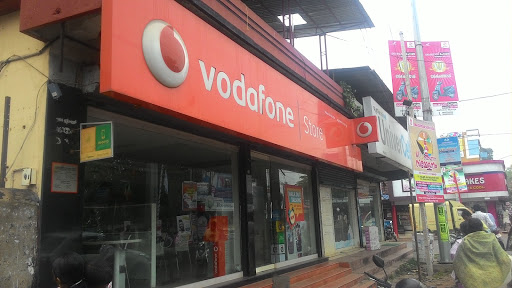 Vodafone Store, CCNB Rd, Erezha, Mullakkal, Alappuzha, Kerala 688011, India, Shop, state KL