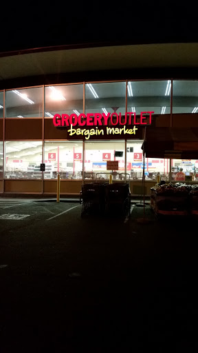 Grocery Store «Grocery Outlet Bargain Market», reviews and photos, 1116 4th St, Santa Rosa, CA 95404, USA
