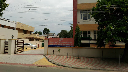 NRI Police Station, Mohali Stadium Rd, Sector 61, Sahibzada Ajit Singh Nagar, Chandigarh 160062, India, Police_Station, state PB