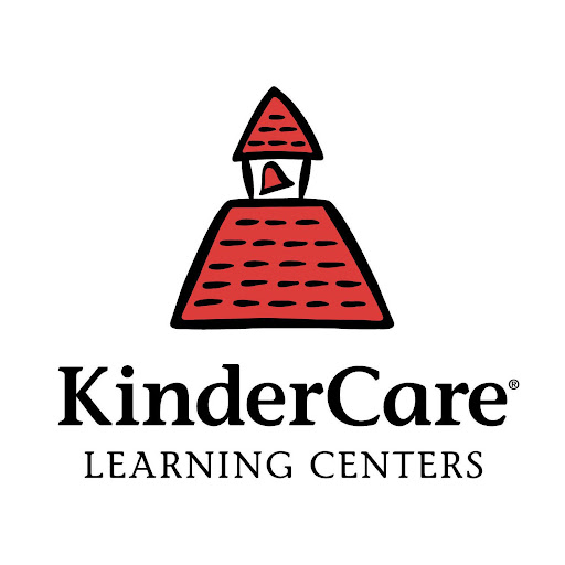 Green KinderCare logo