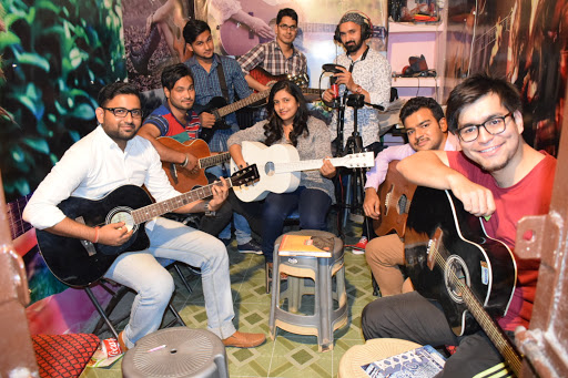 Guitar Classes, 241, CR Rd, Lalita Park, Laxmi Nagar, New Delhi, Delhi 110092, India, Guitar_Instructor, state UP