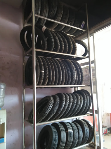 Yogi Tyres, Zirakpur-Panchkula-Kalka Hwy, Sector 19, Zirakpur, Haryana 140603, India, Wheel_Shop, state PB
