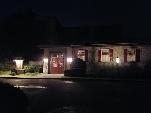 American Restaurant «Boiling Springs Tavern», reviews and photos, 1 E 1st St, Boiling Springs, PA 17007, USA