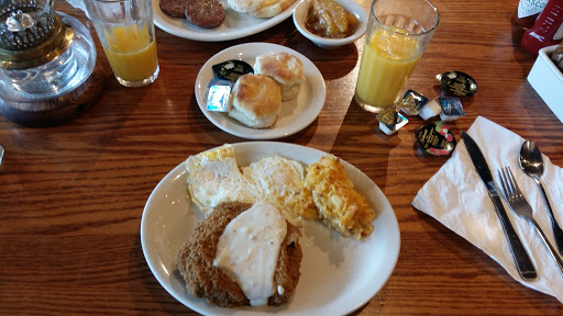 American Restaurant «Cracker Barrel Old Country Store», reviews and photos, 15 Riverton Commons Plaza, Front Royal, VA 22630, USA