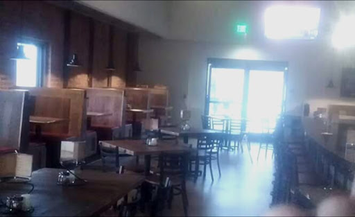 Pizza Restaurant «Old Town Pizza», reviews and photos, 120 Church St, Roseville, CA 95678, USA