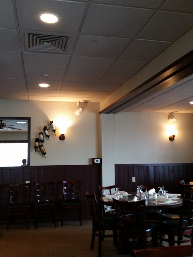 Restaurant «Avanti», reviews and photos, 34 River Rd, Meriden, CT 06451, USA